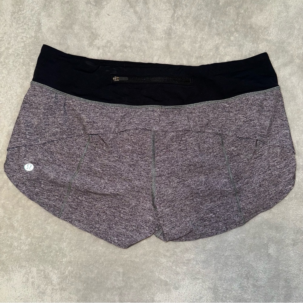 Lululemon Speed Up Low-Rise Lined Short 2.5" - Picture 2 of 7